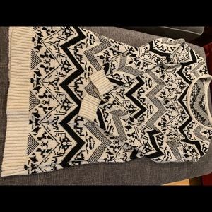 Beautiful white chevron sweater dress/tunic